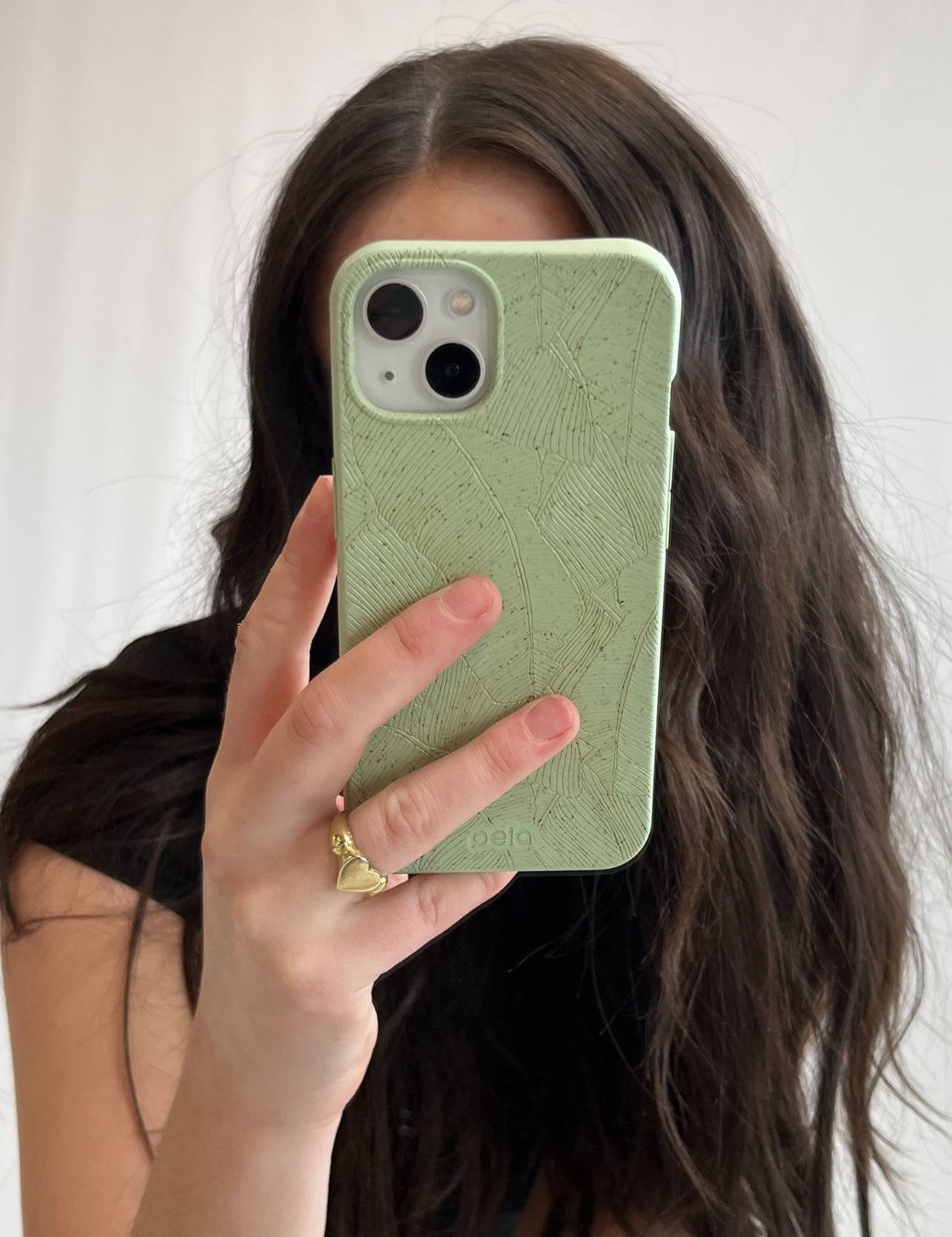 Sage Green Lushy Leaves iPhone 14 Case with MagSafe Module
