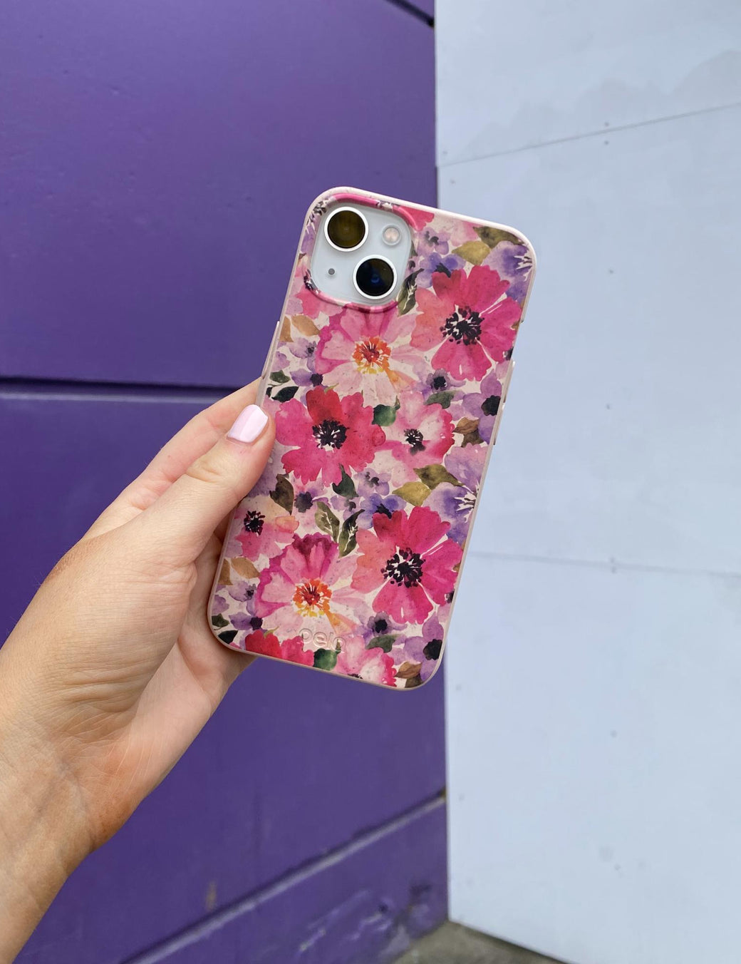 Seashell Painted Petals iPhone 14 Pro Case with MagSafe Module
